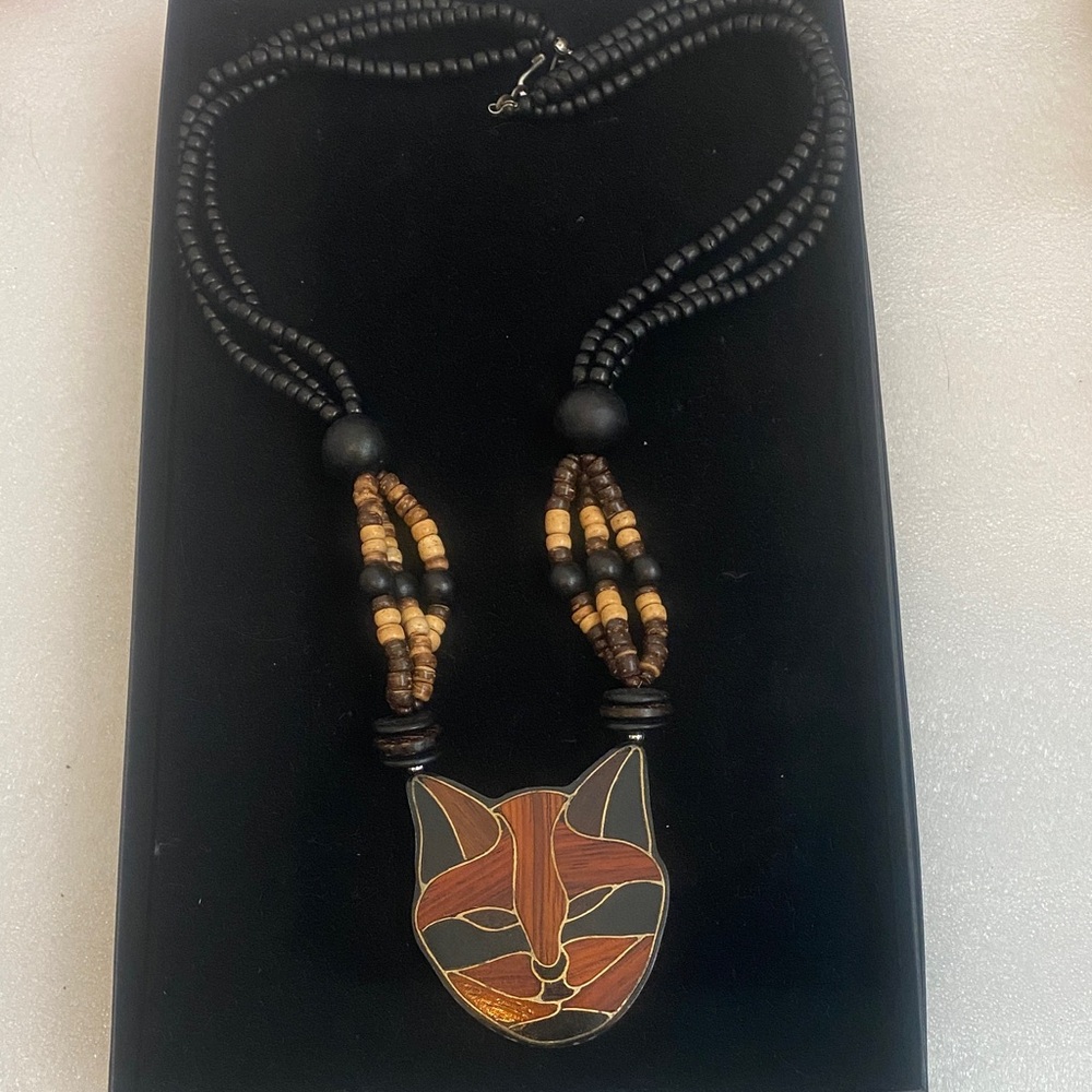 Handmade Cat Pendant Beaded Necklace in Black & Brown
